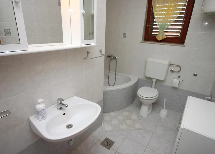 Apartament By The Sea Sukosan, Zadar - 6120 Sukošan